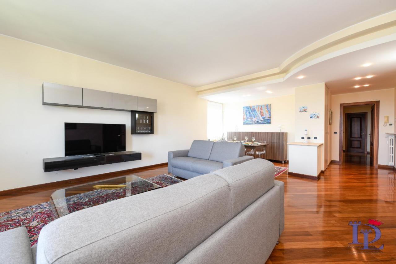 Desenzanoloft Partner Marriott Homes & Villas - Splendido Desenzano del Garda Exterior foto
