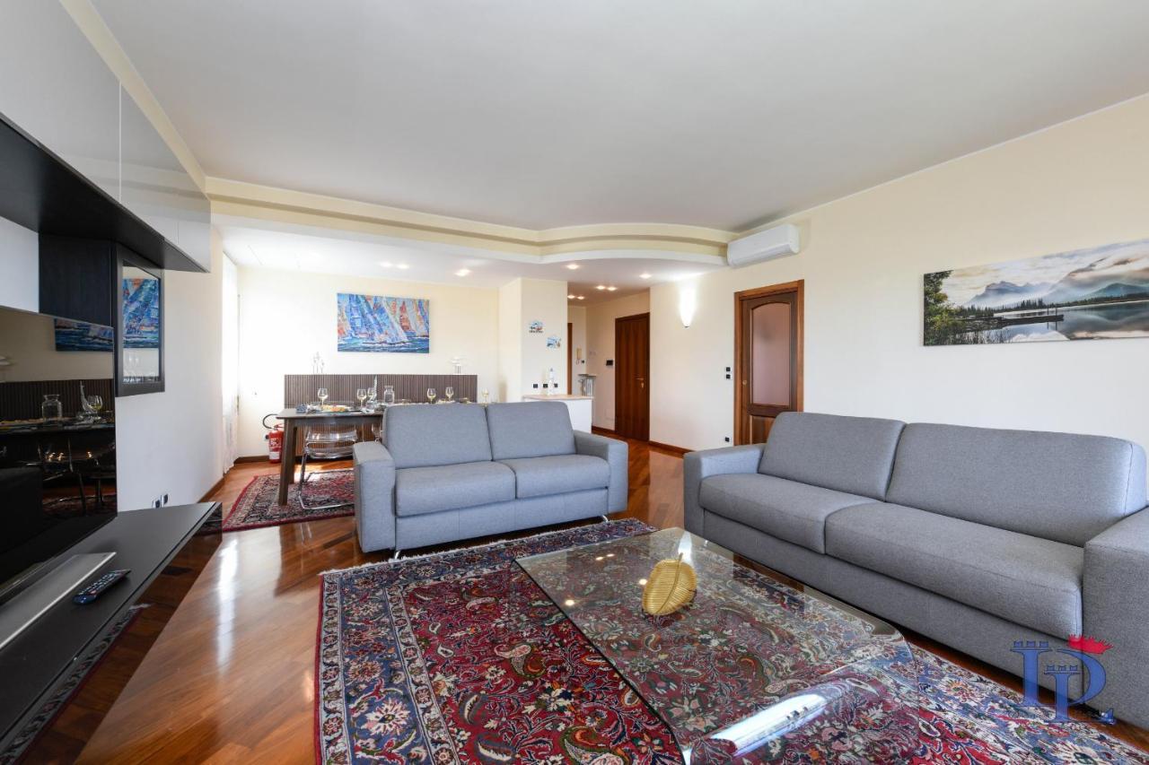Desenzanoloft Partner Marriott Homes & Villas - Splendido Desenzano del Garda Exterior foto